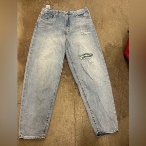Levi’s premium high loose taper jeans